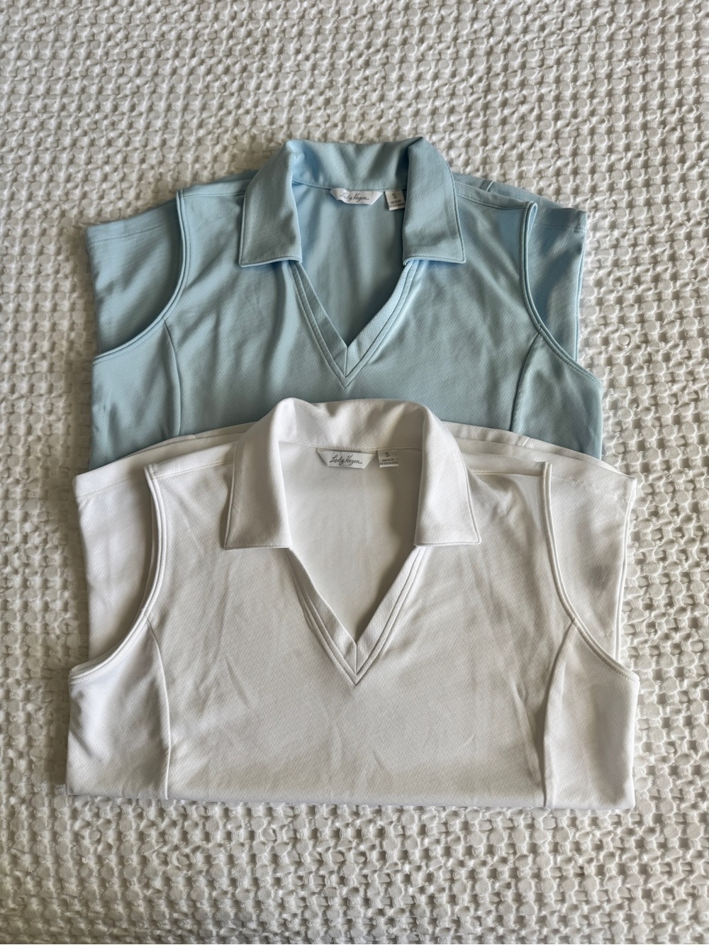 Bundle 2 Lady Hagen golf Sleeveless Polo V-Neck Top - White and Light Blue